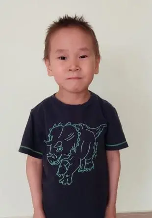 Антон - 9khug-1f28.webp