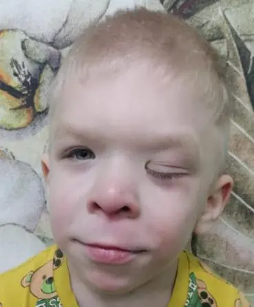 Передвигаясь на ощупь ... - da43k-1y0w.webp