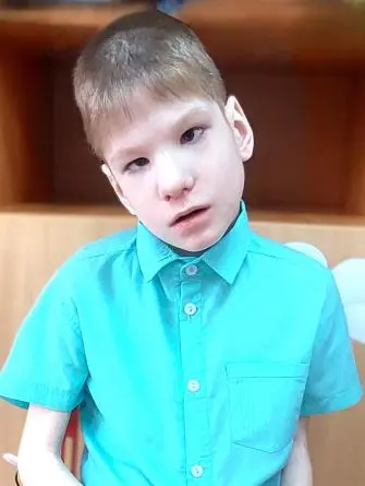 Подростки, не Москва - bcrcd-17qgu.webp