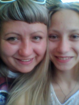 взрослые  сестры