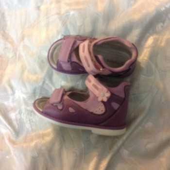 Продам обувь 23-24 рр для девочки - IMG_2756.JPG