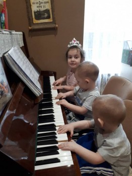 Солнечного настроения тем, кто ищет своих детей  - 9sWvHAFQtaU.jpg