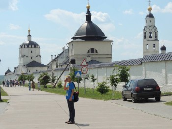 А вот и старший сын попал в кадр))