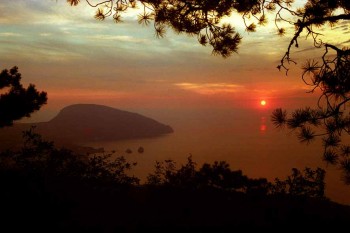 Аю-Даг. Вид из Гурзуфа