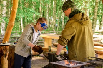 Лагеря для наших детей - p215dc6bc4a01b7de5c48bb0a2e1fd9c6_w1200_h800_tm.jpg