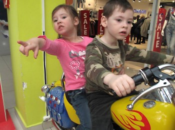 Солнечного настроения тем, кто ищет своих детей  - 36897105_1783671805060350_9058752580418535424_n.jpg