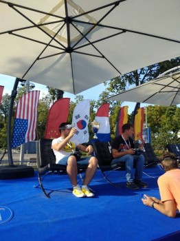 кубок победителя и денежный приз миллион