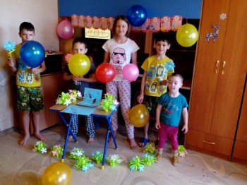 Солнечного настроения тем, кто ищет своих детей  - семья нов.jpg