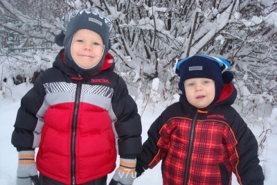 Первый снежок встречаем в обновках.