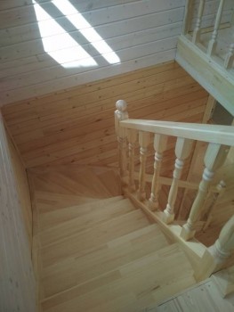 Тут хорошо виден контраст между крашеной чачтью и не крашенной