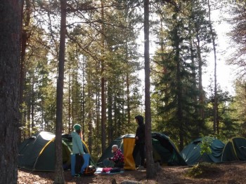 Палатка - дом родной.