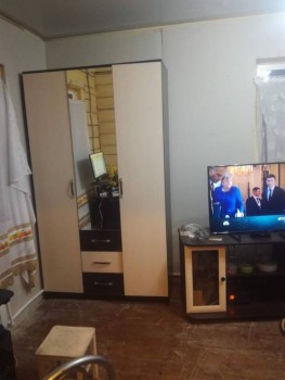 комната  небольшая  необходимое   уже  обили  гипсокартоном   впереди  выбор  обоев  и линолеума