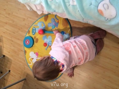 Вика сегодня наловила все 20 мышек! Мы перешли на 2 уровень!:))