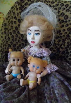 Счастье материнства.