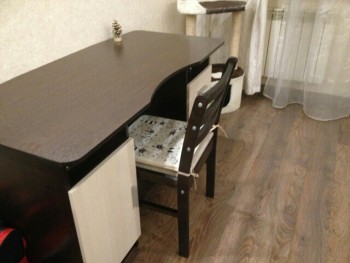 Школьный стол дома, - HhxDQh8Fr-Y.jpg