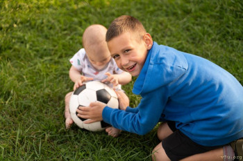  мальчика хотите?  - onfPYjiE3cU[1].jpg