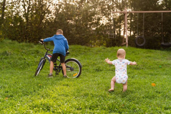  мальчика хотите?  - lTmM9aYG7nc[1].jpg