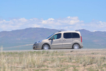 Машина для многодетной семьи. - DSC_1176.JPG