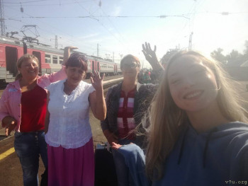 Вот  где  то  так... Очередная  отправка  ребеныша на  учебу