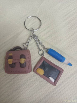 Брелок для учителя на 23 февраля.