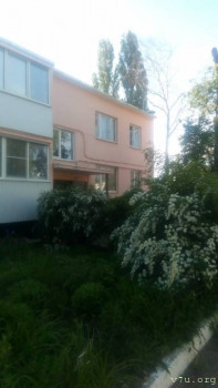 Дом в котором мы сейчас снимаем квартиру на втором этаже.