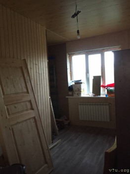 Собственно вот сама комната , цвет стен менять не хочется