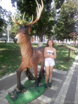 Аленка в Борисоглебске.<br />Оставил у брата, с ней в ДНР без вариантов.<br />Потому такая и грустно-недовольная.... ))