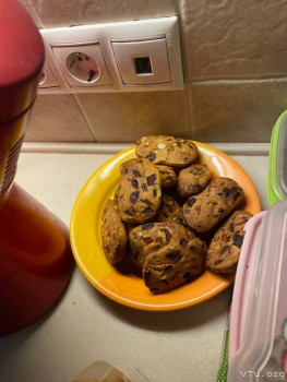 Потрясающие печеньки - которые требуют заморозки. так что можно их хранить в Морозилке.