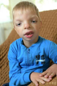 Максим С., май 2016 г рождения из Подмосковья, ждет маму и папу - image.jpg