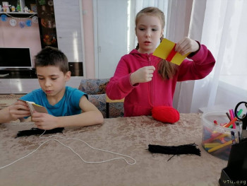 Паровозики в усыновление - image.jpg