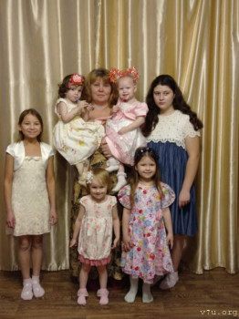 Солнечного настроения тем, кто ищет своих детей  - девочки 1.jpg