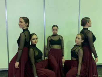 Младшая  в  творчестве