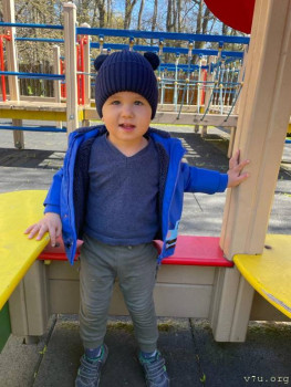 Ребенок от наркоманки ВИЧ  - гоша в санатории.jpg