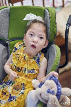 Покажите анкеты ребеночка до 5 лет любого пола  - czr77-24g0.jpg