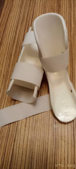 Для ног разъемные, с мягким вкладышем