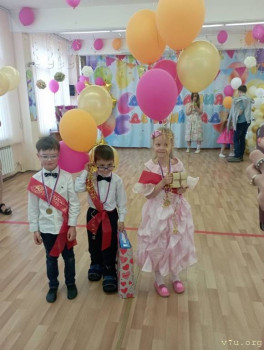 Чудо-малыш из Питера. И две сестры - image.jpg