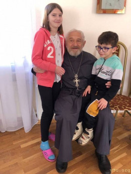 Чудо-малыш из Питера. И две сестры - image.jpg