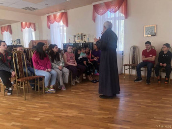 Чудо-малыш из Питера. И две сестры - image.jpg