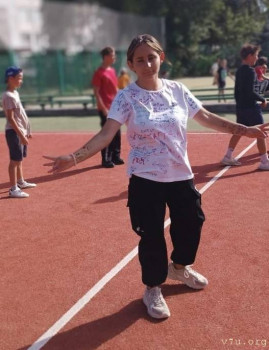 Лиза. 14 лет. Талантливая девочка хочет в семью. Санкт-Петербург - image.jpg