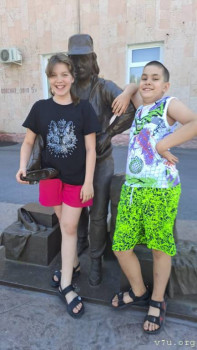 Дэнс и Дракоша