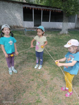 Ирина, 7 лет, Тульская область - NJKlKryPMss.jpg