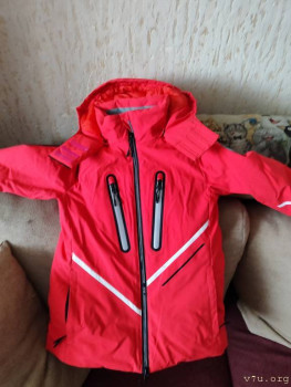 Горнолыжная куртка супер тёплая!