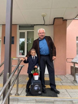 Чудо-малыш из Питера. И две сестры - image.jpg