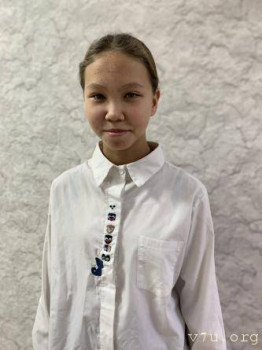 Ксения и Ярослава - две из пяти сестёр - image.jpg