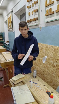 Попробовали в кружок авиамоделированию, но не зашло. Он всех там покорил, сделал за один урок планер, который все делают гораздо дольше. Да, это не его уровень.