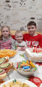 Солнечного настроения тем, кто ищет своих детей  - EMqn-_QoxbE.jpg