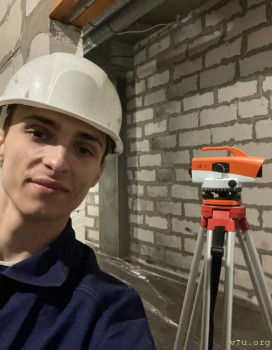 Ребенок ждёт когда сидевший родственник заберёт его домой - IMG_20250404_004328.jpg