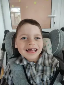 Покажите анкеты ребеночка до 5 лет любого пола  - 93n1k-tc8w.webp