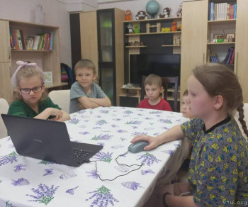 Сёстры Соня и Кристина - Коми - image.jpg