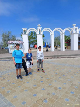 : - об отдыхе на море ;  - V6cFP0ksMgFGuNdEHX-QxBg1m0VElvyyP-O00Nro_d010lJu5V45lRFIuF1UZWkc42CuD52tE2y-_id22420LQ-1.jpg